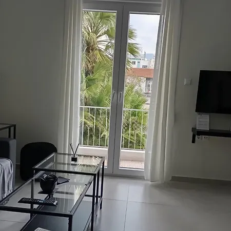 Apartament Elli Ermou 246 Wolos