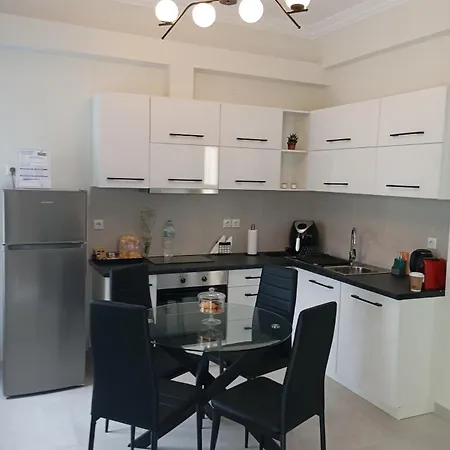 Elli Ermou 246 Appartement *