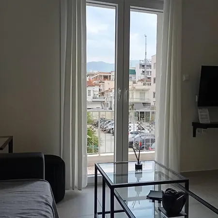 Elli Ermou 246