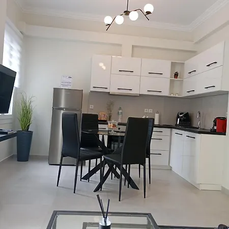 Elli Ermou 246 Appartement *