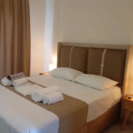 Elli Ermou 246 * וולוס